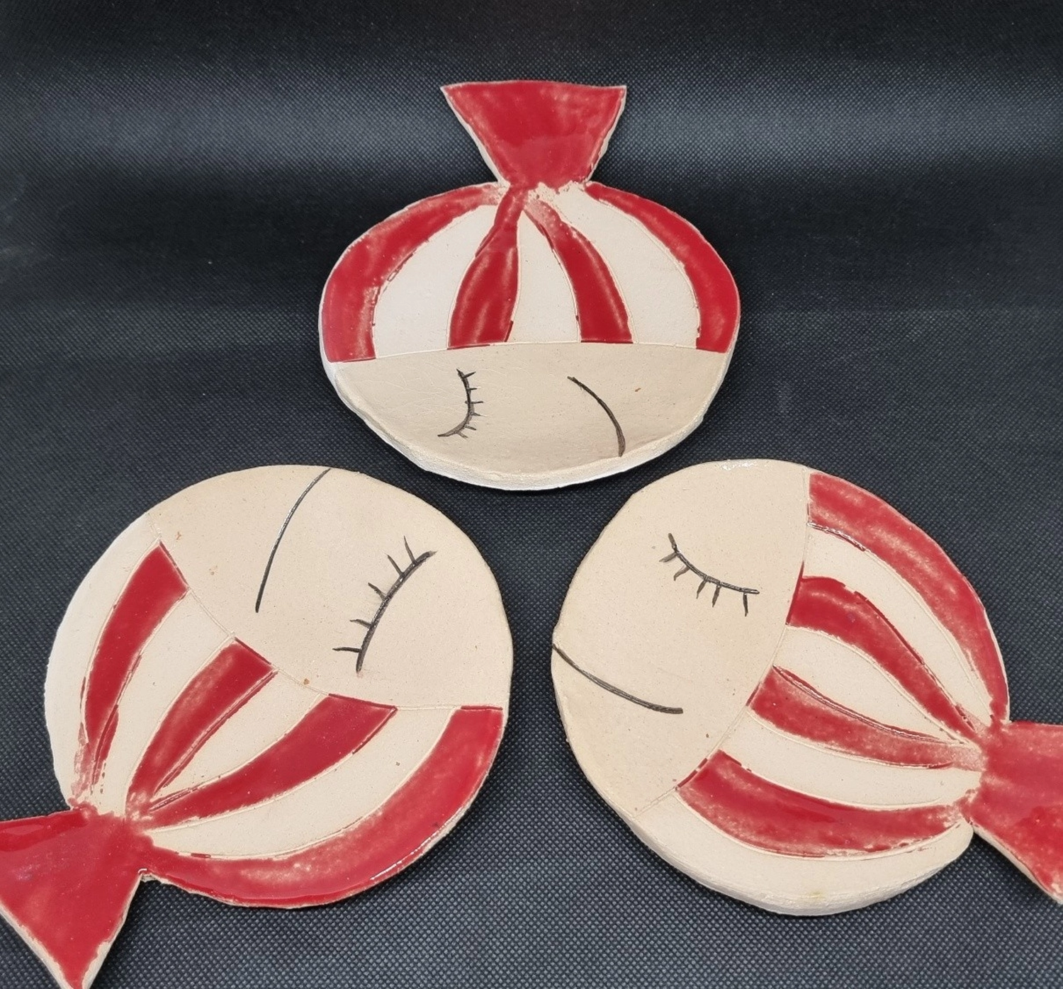 DUENDE - Skulpturen/Keramik, Keramik-Burg-und-Kelch